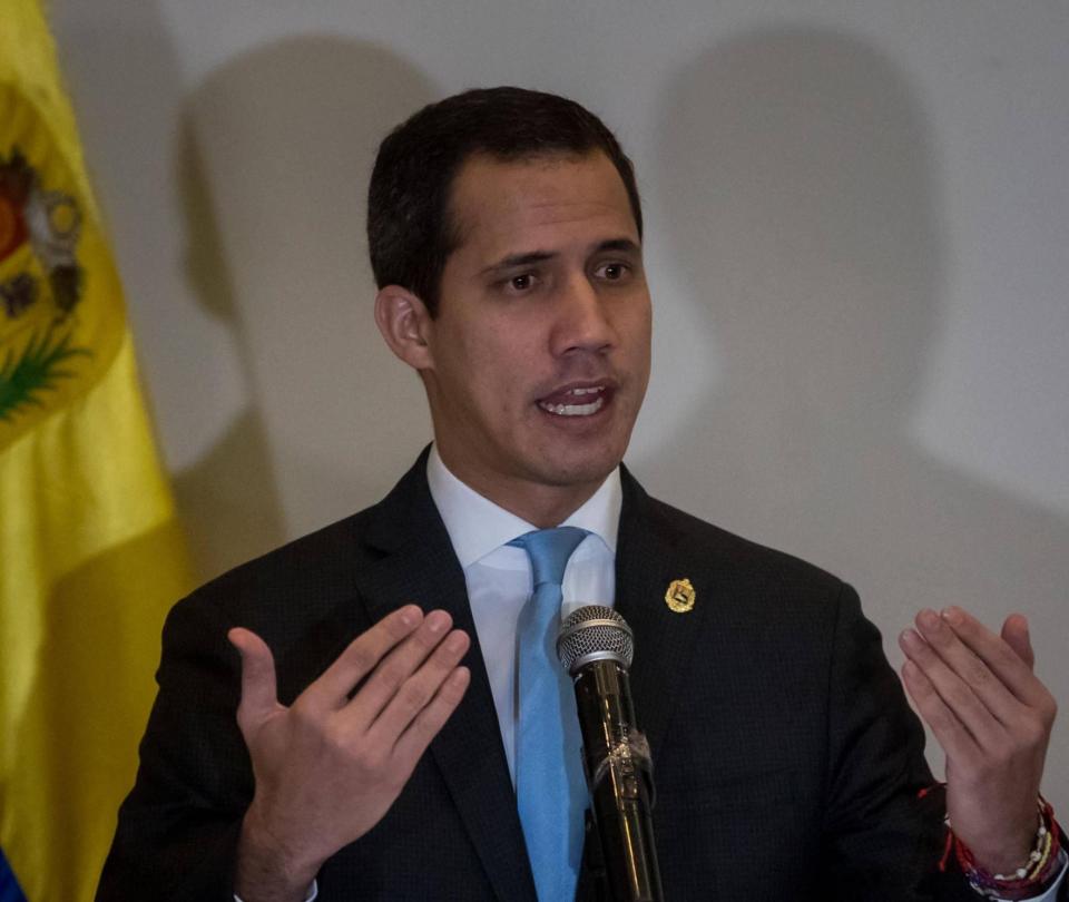 Fiscal General de Venezuela cursó orden de detención contra Guaidó