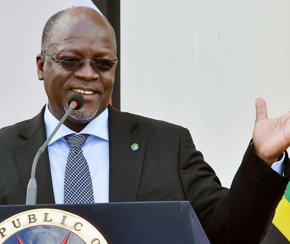 Según presidente de Tanzania, el coronavirus se cura con rezos y limón