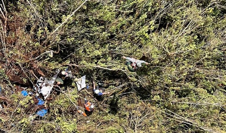 Colombia: no hallan sobrevivientes en accidente de avioneta con 10 ocupantes