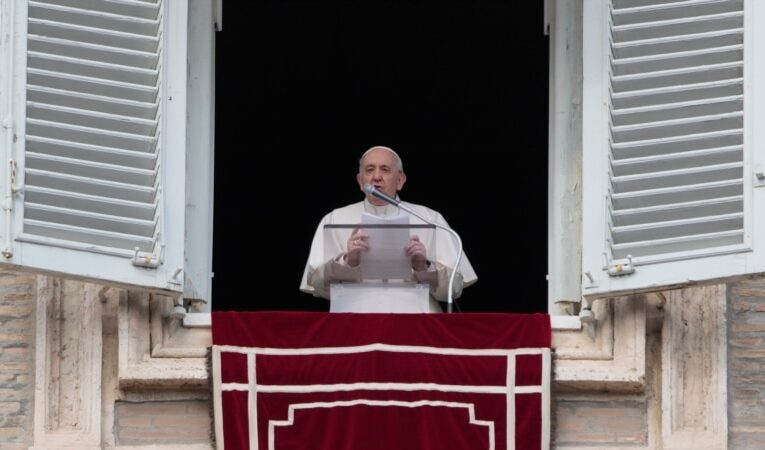 El papa disuelve movimiento católico conservador en Perú tras descubrir abusos