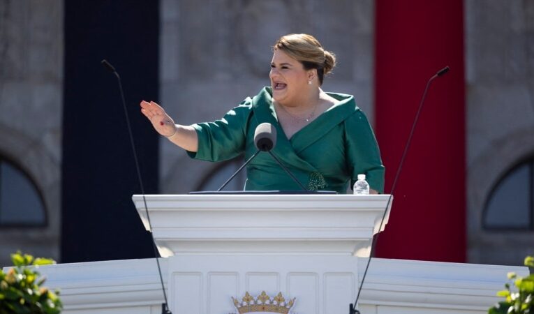 Gobernadora de Puerto Rico inaugura 3er mandato días después del gran apagón que afectó a la isla
