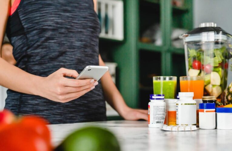 Los 9 suplementos que puede añadir a su dieta en 2025 para que sea más saludable: expertos