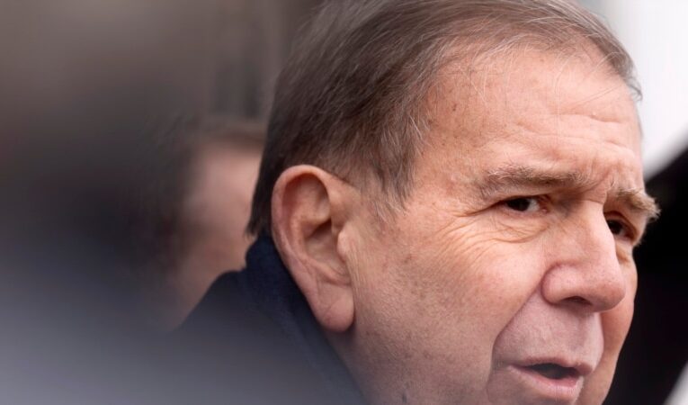 Opositor Edmundo González denuncia “secuestro” de su yerno en Venezuela