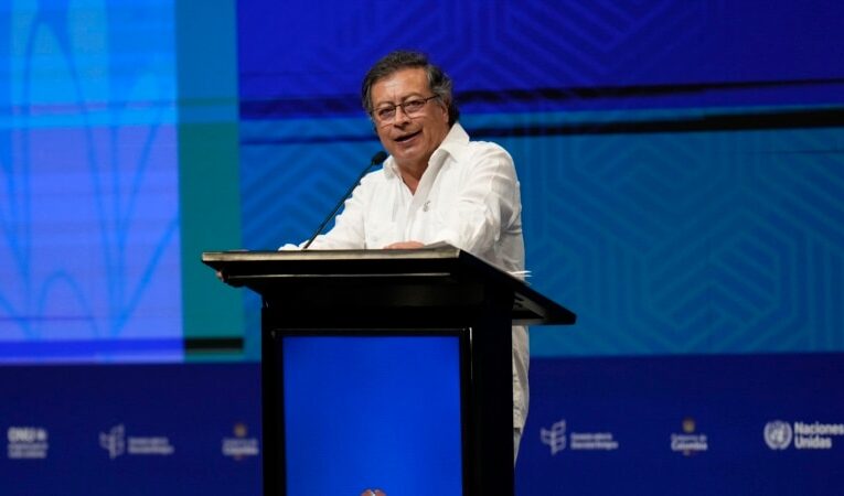 Petro declara estado de conmoción interior y emergencia económica en Colombia tras ola de violencia