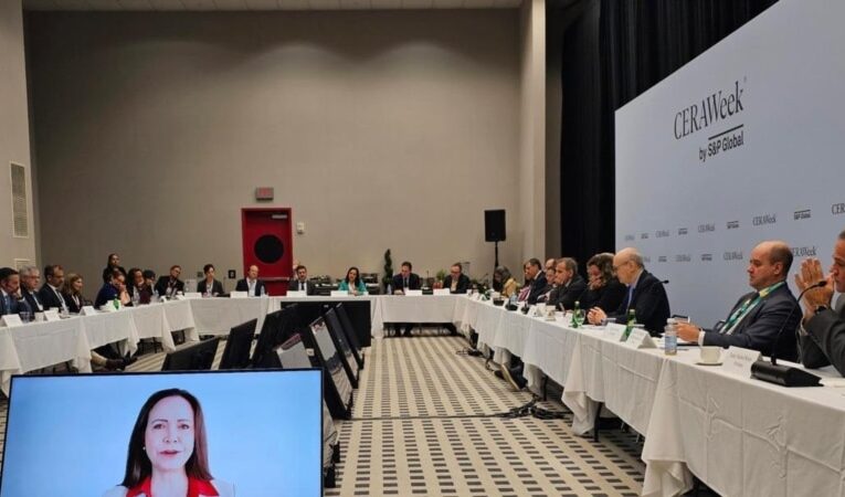 ¿Cuál es la propuesta energética de la oposición venezolana que busca atraer a empresas extranjeras?
