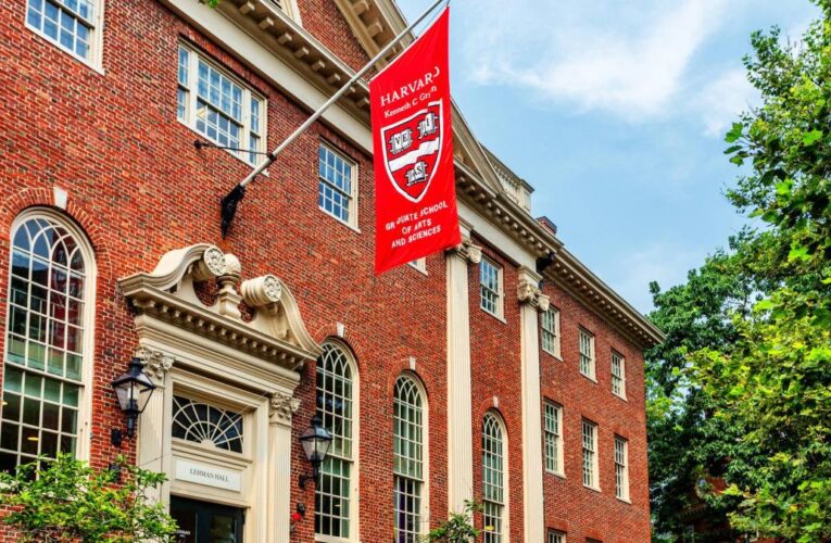 Harvard rechaza cerrar programas de diversidad, igualdad e inclusión por exigencia de la Administración Trump