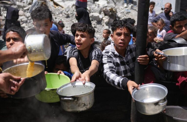 El papa León XIV pide que se dejar entrar una ‘ayuda humanitaria digna’ en Gaza y el fin de la guerra