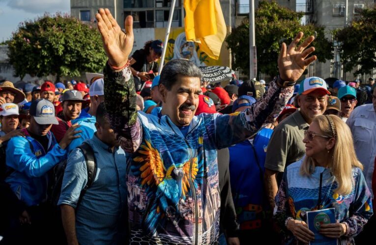 Represión, irregularidades y escasa presión internacional marcan las elecciones regionales en Venezuela