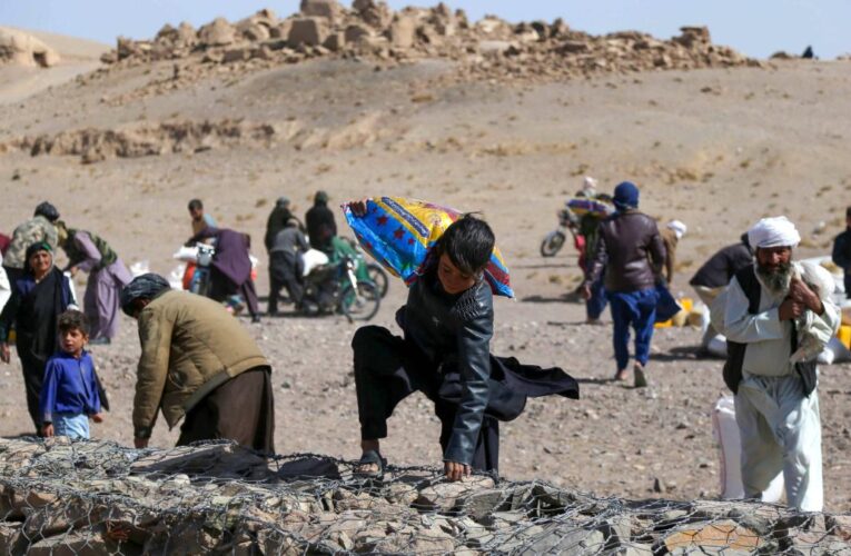 Un terremoto de magnitud 6,3 sacudió el norte de Afganistán, apenas dos meses después del mortal sismo que dejó 2.200 muertos