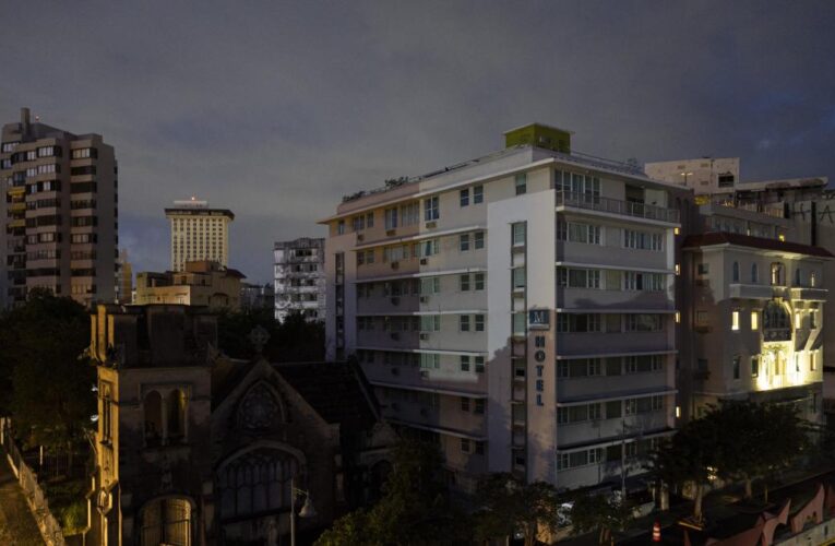 Más de 25.000 familias de Puerto Rico se quedaron sin luz por fallas del servicio por ‘mal tiempo’
