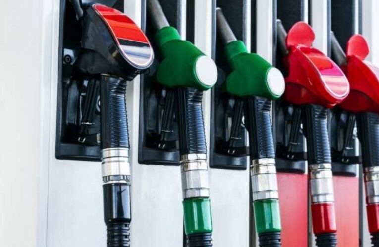 Hungría corta el envío de diésel a Ucrania hasta que ese país reanude el tránsito del crudo ruso, cortado debido a ataques durante la guerra