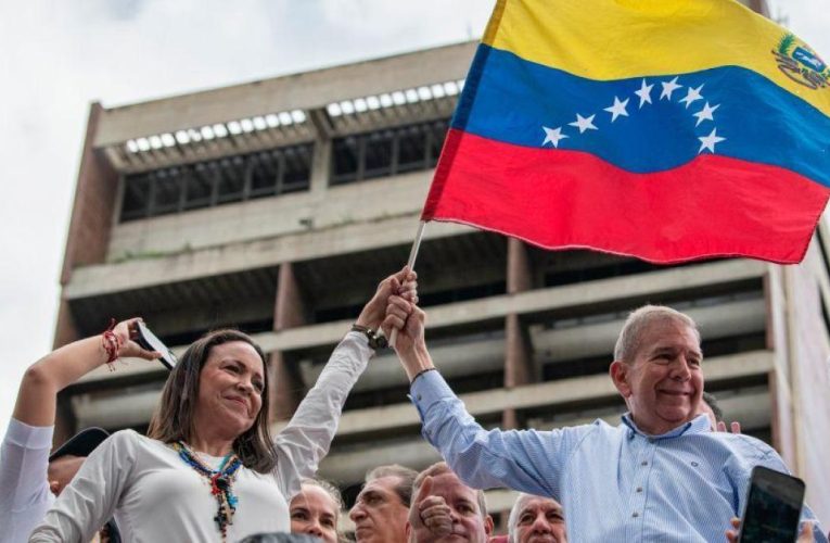 Líder opositora Machado no participará en diálogos con gobierno de Venezuela respaldados por EE.UU.