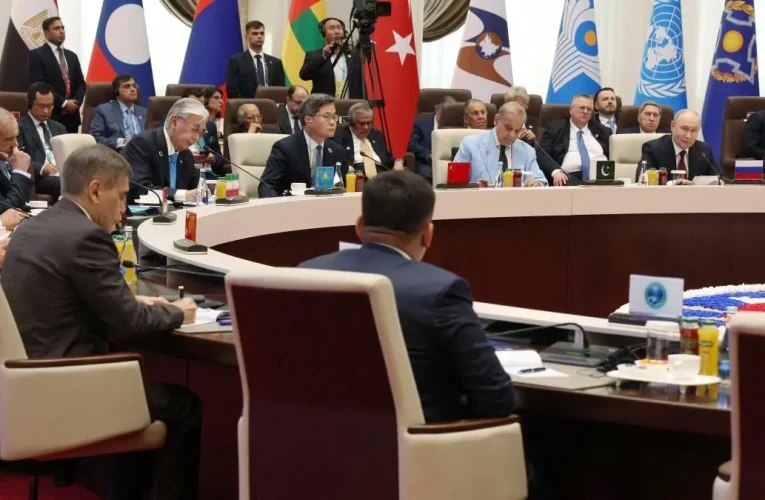 Rusia, China e Irán marcan la agenda de la cumbre de la OCS, en Kirguistán, con llamados a la paz y mayor cooperación regional
